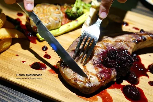 捷運南京復興站美食 Randy Restaurant ✿✿ 南京復興義式 / 燉飯 / 義麵 / 聚餐 / 小酌 / 戰斧豬排 推薦 (完整菜單 menu)