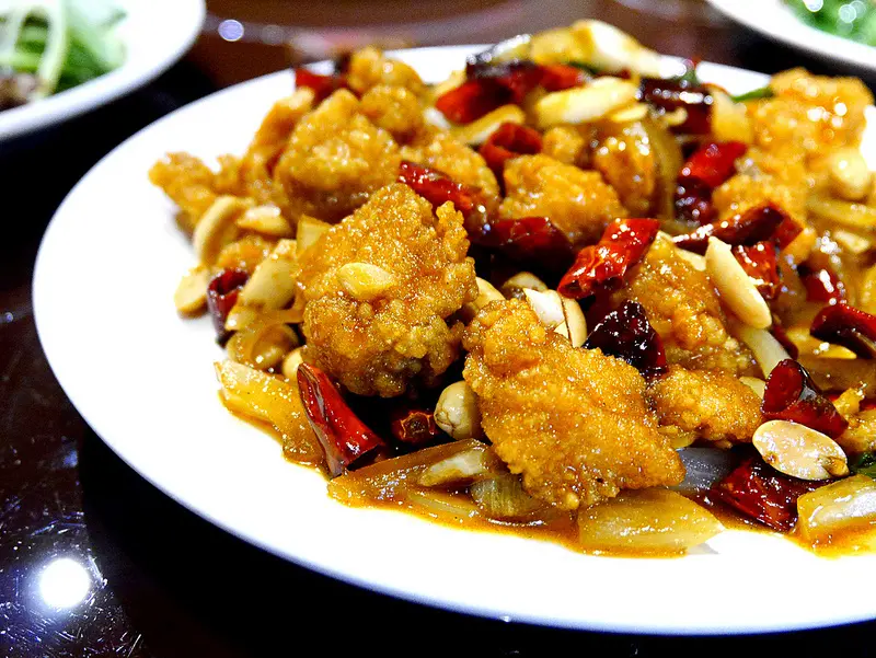 台灣人愛的台灣味熱炒100尚鱻生猛海鮮*台北中山國中站