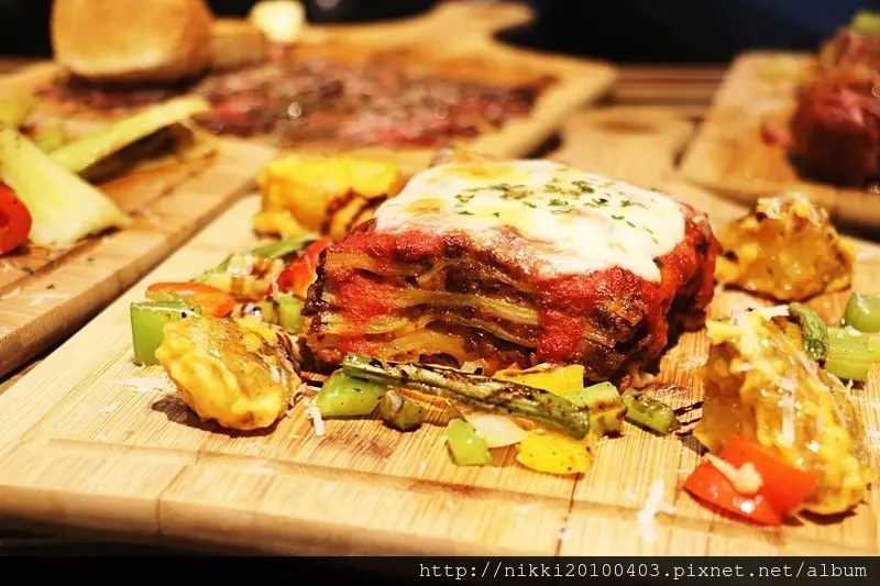 方塊Pasta&Coffee 南義手作家鄉料理 中和義大利餐廳推薦 台北必吃方塊麵推薦 中和好吃義式豬腳推薦 中和美食推薦 中和環球美食