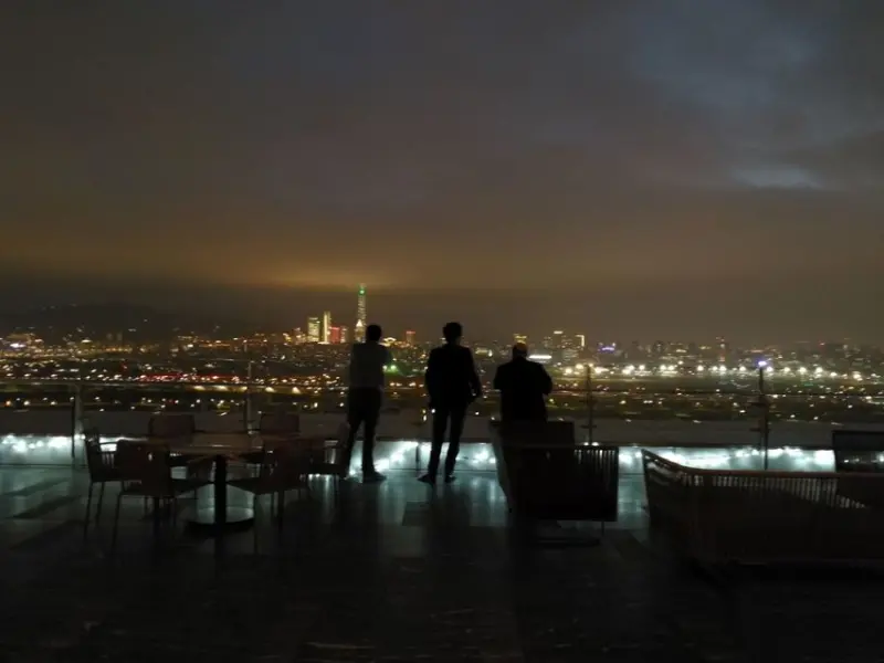 台北大直萬豪酒店20F/INGES BAR & GRILL/低調奢華高空景觀酒吧