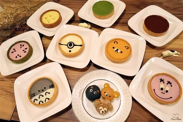 三重美食 幸福肥手作點心 超可愛龍貓甜點/萌萌達菲馬卡龍 抹茶塔/生巧克力塔 三重下午茶推薦~        
      