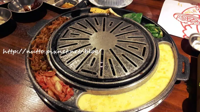 【推薦美食】藝人納豆開的 - 滋滋咕嚕 쩝쩝꿀꺽 韓式烤肉專門店 (中壢威尼斯五號店)