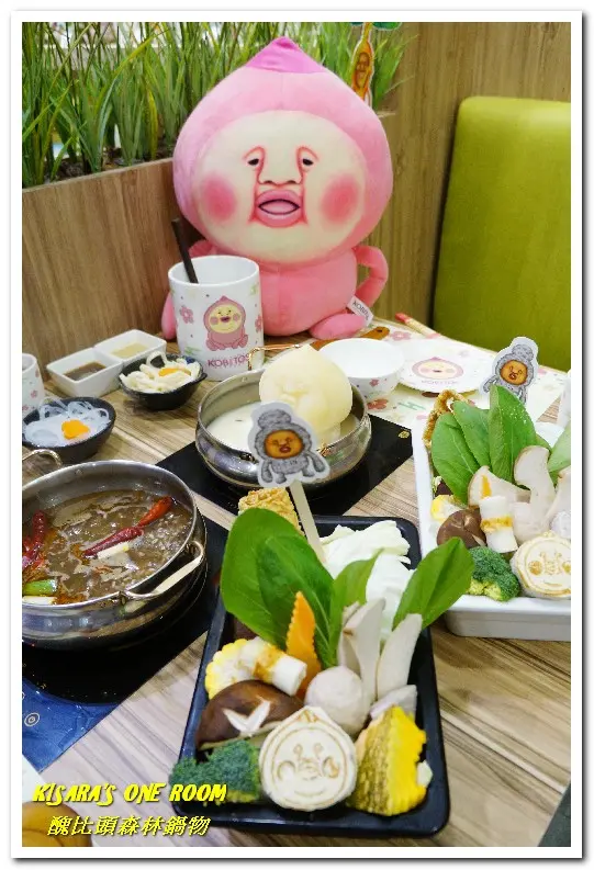 台中主題餐廳．不僅只吃氣氛，也吃得到美味──醜比頭森林鍋物        
      