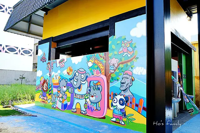 [彰化親子景點]新亮點，彩虹襪子觀光工廠！襪子娃娃DIY、繽紛彩繪牆、兒童戲沙池，免費參觀室內好去處～樂活襪之鄉博物館 樂活觀光襪廠