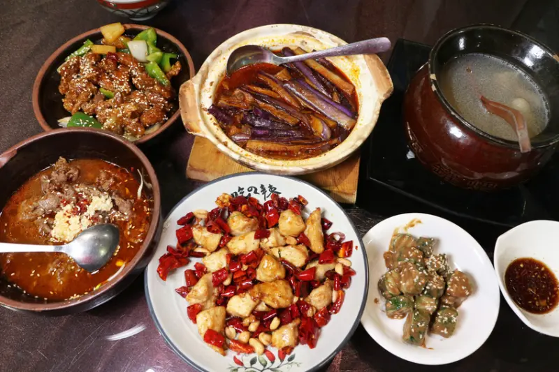 台南南區聚餐 秒殺白飯的道地四川佳餚 家庭親子、團體聚餐的好所在
