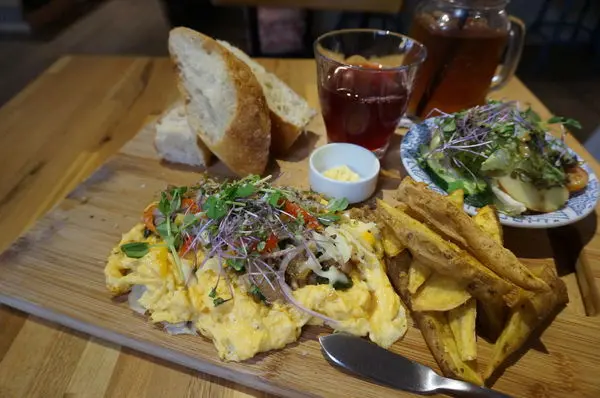 │食記│龜山/CAFE 日安．家常│林口長庚周邊早午餐x溫馨手做料理