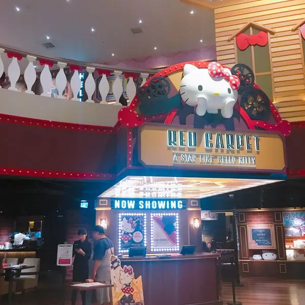 【台北林口三井】Hello kitty red carpet美式主題餐廳♥超可愛♥♥♥