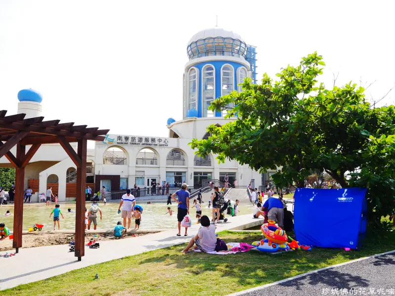 【新竹-北區】南寮漁港漁產品直銷中心&南寮旅遊服務中心戲水玩沙