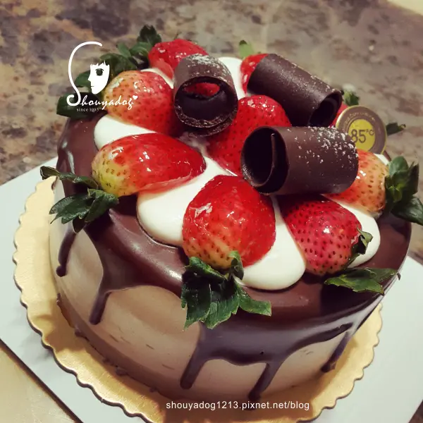 【甜點】母親節的85度C蛋糕              