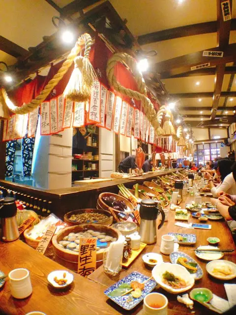 【老寶食記】台中北屯樂座爐端燒，澎派食材近在眼前任君挑