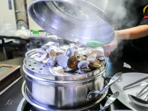 【台北美食推薦】尚青的都在這!｜蒸霸王東湖店｜龍蝦、帝王蟹各式海產"蒸"給你吃，原汁原味無負擔