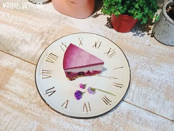 [芝山站] ❤ 小夢境 Little Dream Café❤ 愛麗絲夢遊到乾燥花的小夢境 野苺乳酪超美蛋糕   /  蛋糕 咖啡 手作乾燥花課程