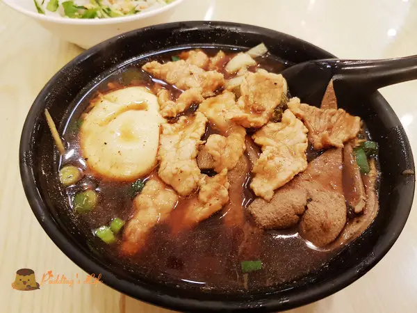 【桃園美食》中壢-無名米干變身懷舊文青風《忠貞誠》忠貞市場排隊老店