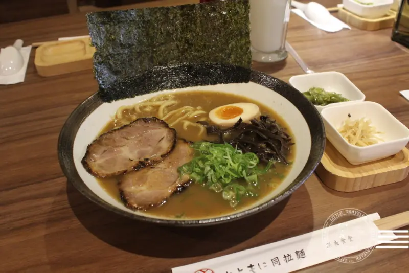 台中 西屯區。同拉麵とともに(文心店)-大坑深夜人氣日式拉麵開二店囉!|客製化拉麵|新鮮果汁