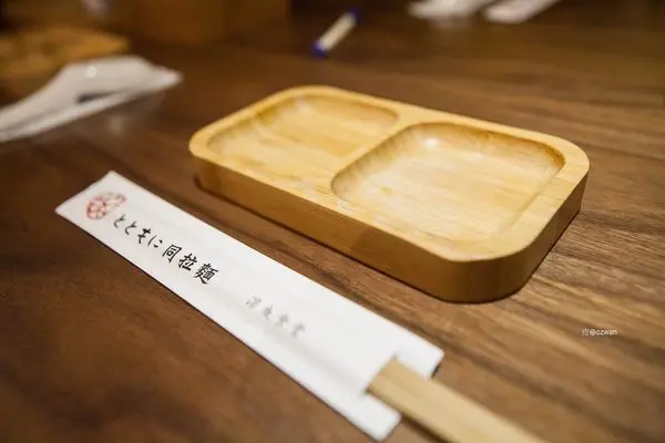 [吃喝]轉瞬來到日本的深夜食堂～同拉麵とともに（文心店）。