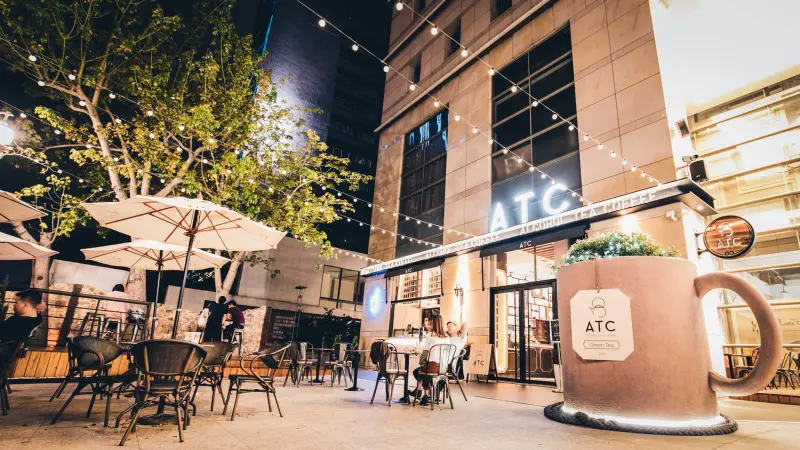 超大馬克杯，台中另類打卡景點 ATC alcohol tea coffee&逢甲住宿