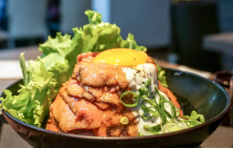 【士林美食】山丼．結合創意的日式丼飯 TOROS鮮切牛排關係企業 | 黛西 優齁齁 :: Seize the moment !! ::