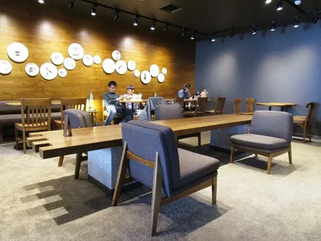 【鶯歌】星巴克打造在地陶藝咖啡特色門市~星巴克鶯歌門市