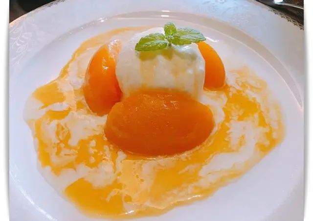 熱呼呼，桌邊服務現做火焰甜點!! - 「Flambe」❤