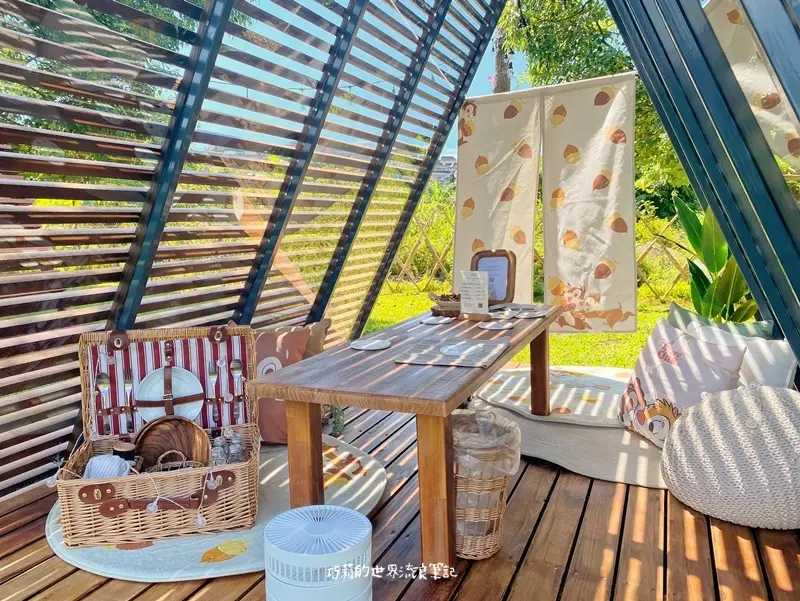 HoneyWood Cafe || 網美咖啡廳的三角木屋風格野餐・桃園平鎮晶麒莊園