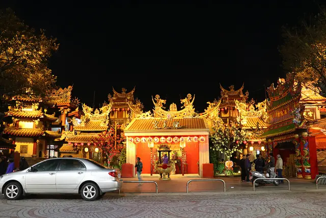 嘉義縣定古蹟 配天宮，皇帝御賜燈花 x 2017訪古蹟賞元宵