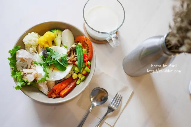 [台中]BOWL Fast Slow Food–健康少油料理、果昔專賣，清爽健康無負擔！@中興四巷 西區 勤美