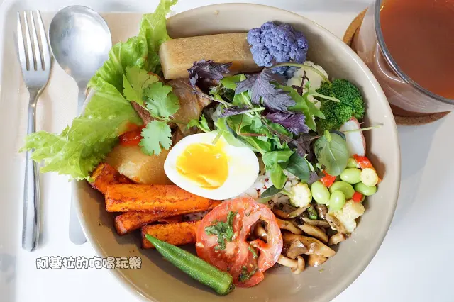 台中市｜美食｜BOWL Fast Slow Food
