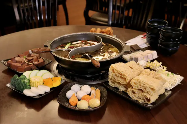 【桃園美食】平鎮 大漠香蒙古養身鍋-季節限定麻辣鴛鴦火鍋