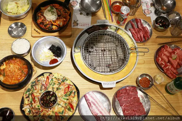 【竹北美食週記】姜虎東678白丁烤肉-竹北店，正宗韓國烤肉，小菜無限續盤！桌邊服務方便又美味