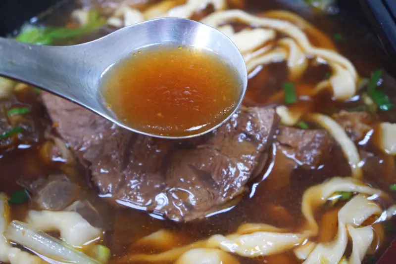 樸實的好味道 消夜的好選擇-五二牛肉麵@捷運松山站@五分埔