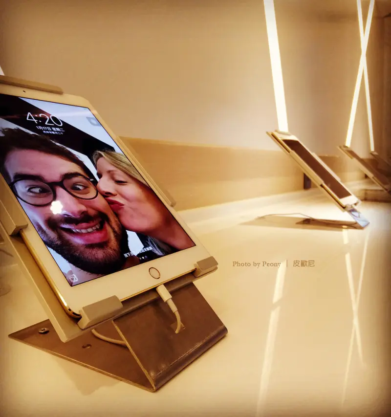 台中 | 星動銀河旅站 Moving Star Hotel / 銀河科技 / 優質品味  您心動了嗎？