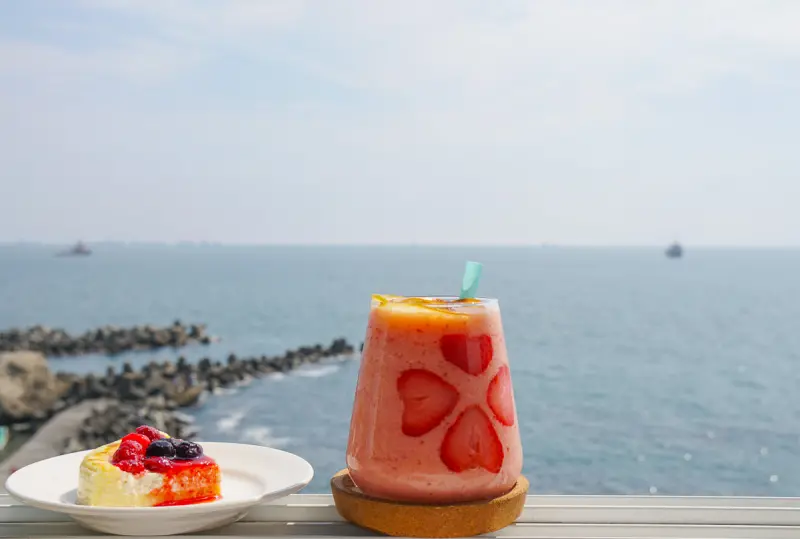 [高雄海景咖啡]Terroir流浪吧-IG超人氣!柴山海景秘境咖啡廳(須預約) - 美食好芃友