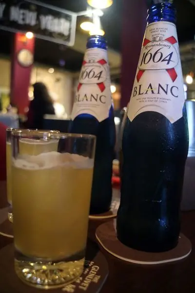 高雄新興區=<食>玖伍咖餐酒坊~一種熱炒融入餐酒館的中西混合概念館＊夜晚小酌好去處=