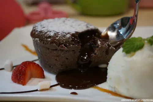 屋裡 In House 義式餐廳~1年快閃餐廳×美味南義料理~該回家吃飯嘍~106.01.26