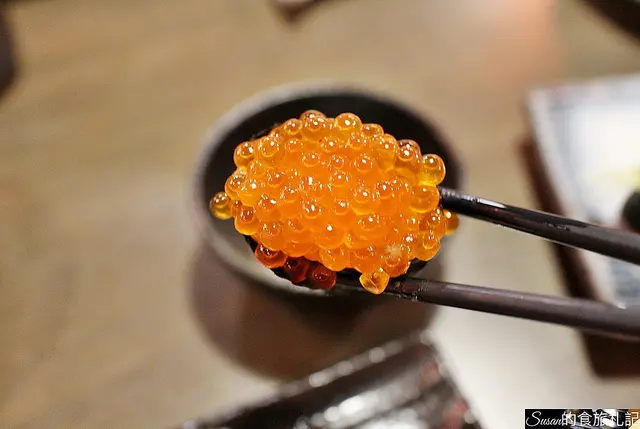 台中美食|京丸水產 居酒屋提供各式新鮮的活體水產料理、日式料理，想要小酌、想吃美食這裡都有，營業時間到早上六點，深夜聚會好選擇