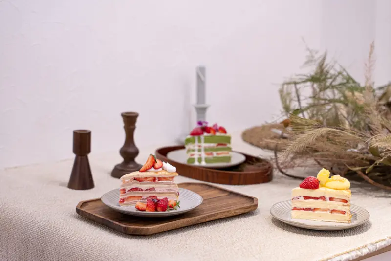 高雄，前鎮區 | 先生sensei 手作千層蛋糕。屬於草莓狂粉的季節 |