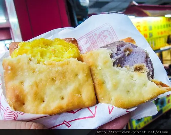 桃園中壢好吃地瓜酥芋頭酥點心推薦 傅伯伯古早味脆皮地瓜餅芋頭餅 地瓜蘇打餅 芋頭蘇打餅必點必吃啊!!(菜單)超美味台式小零食~