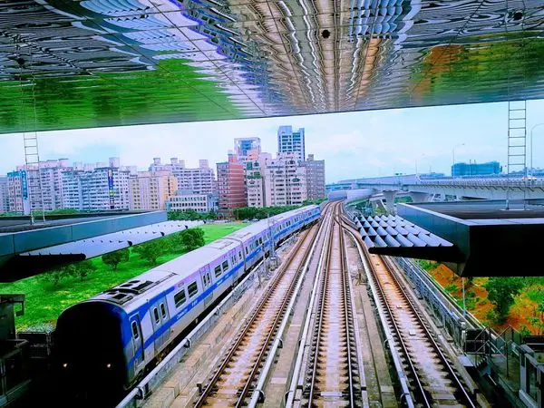 【機捷一日遊】桃捷美好生活/桃園捷運夏日IG打卡景點/愛上桃捷體驗城巿精彩/跟著小白去旅行/飛行日常打卡免費扭蛋換獎及VR體驗