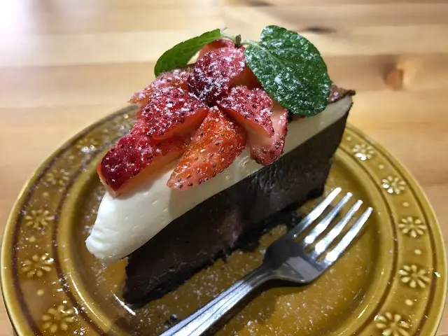 [食記] 新竹南寮。明日咖啡店。下午享受安靜與手作蛋糕的好去處