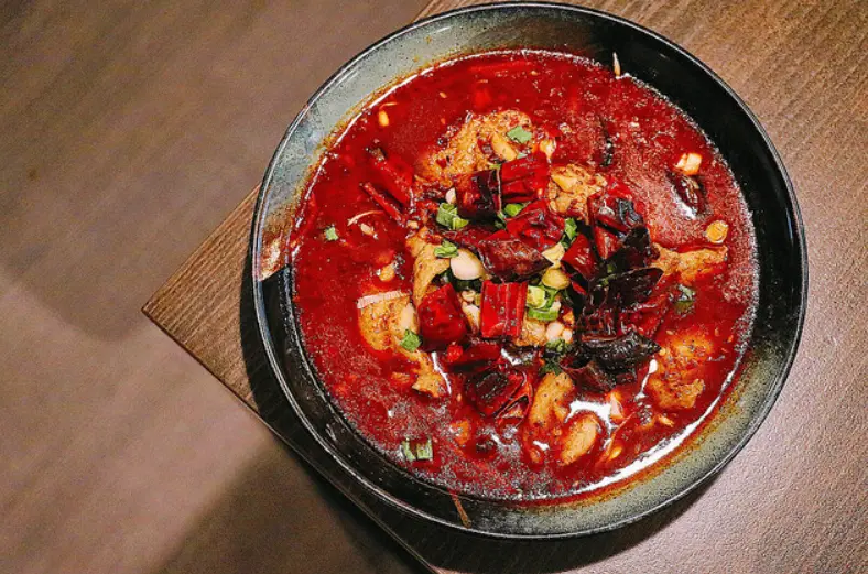 【士林】酒五餓七食堂｜熱炒、燒烤、火鍋，多樣化餐點適合三五好友聚餐享用