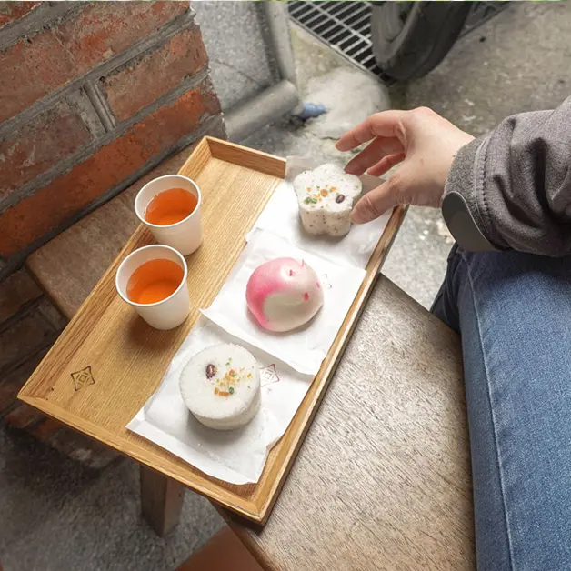 迪化街美食。合興壹玖肆柒 穿越年代的復古文青小點心  飄香的老上海桂花鬆糕