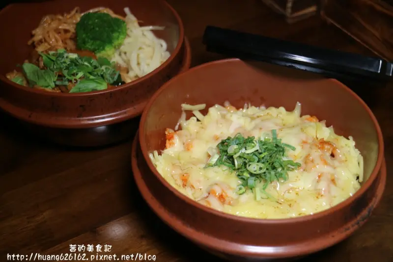 【新北新莊區】台式洋食丼飯 『來玩丼 』新莊美食/平價丼飯/韓式辣豬起司丼/三杯雞丁丼/大推大肉蛋餅/完整菜單