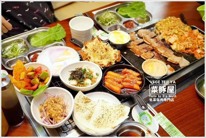 【台中美食】VEGE TEJI YA 菜豚屋‧來自日本、創意無限的生菜包肉!萬種吃法樂趣多!