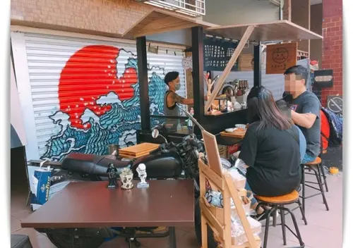 騎樓下的咖哩店，濃郁幸福味!! - 「新咖哩」♪