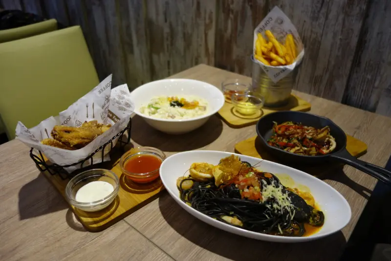 【食記】捷運新莊站 345美式複合餐廳 燉飯/義大利麵/帕里尼 （免收服務費）