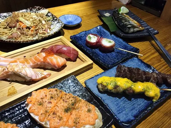 大黑居酒食堂 用料實在味道佳/台北東區忠孝敦化美食/宵夜/市民大道