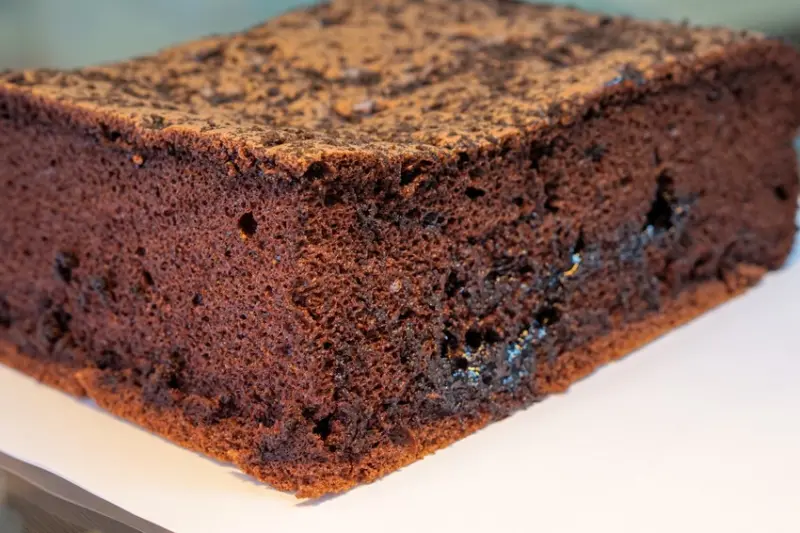 【路過都會停下來的古早味蛋糕／每日限量限烤超人氣】有間本舖 - 尼洛的無國界美食