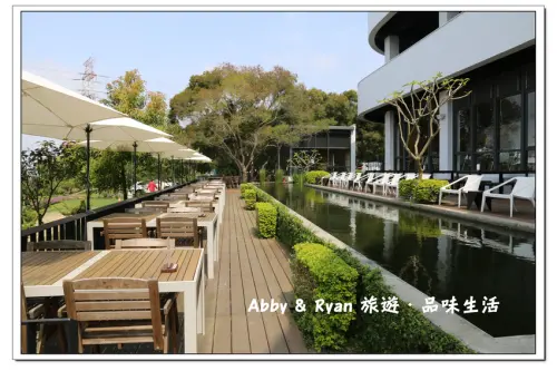 【台中龍井景觀餐廳】綠朵休閒農場～親子餐廳/寵物餐廳。純白色外觀建築好吸睛！