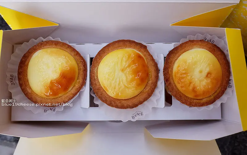 【台中西屯】BAKE CHEESE TART起司塔-源自北海道超人氣排隊夯店.中部一號店.濃郁爆漿起司塔.現做口感.二次烘培.IG.fb打卡熱點.新光三越1F