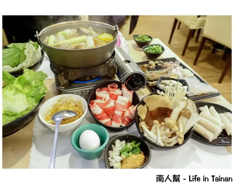 【台南南區-美食】海鮮鍋還有鮑魚│豬油拌飯│網友大推CP值超高的小火鍋店~~小葉鍋物料理